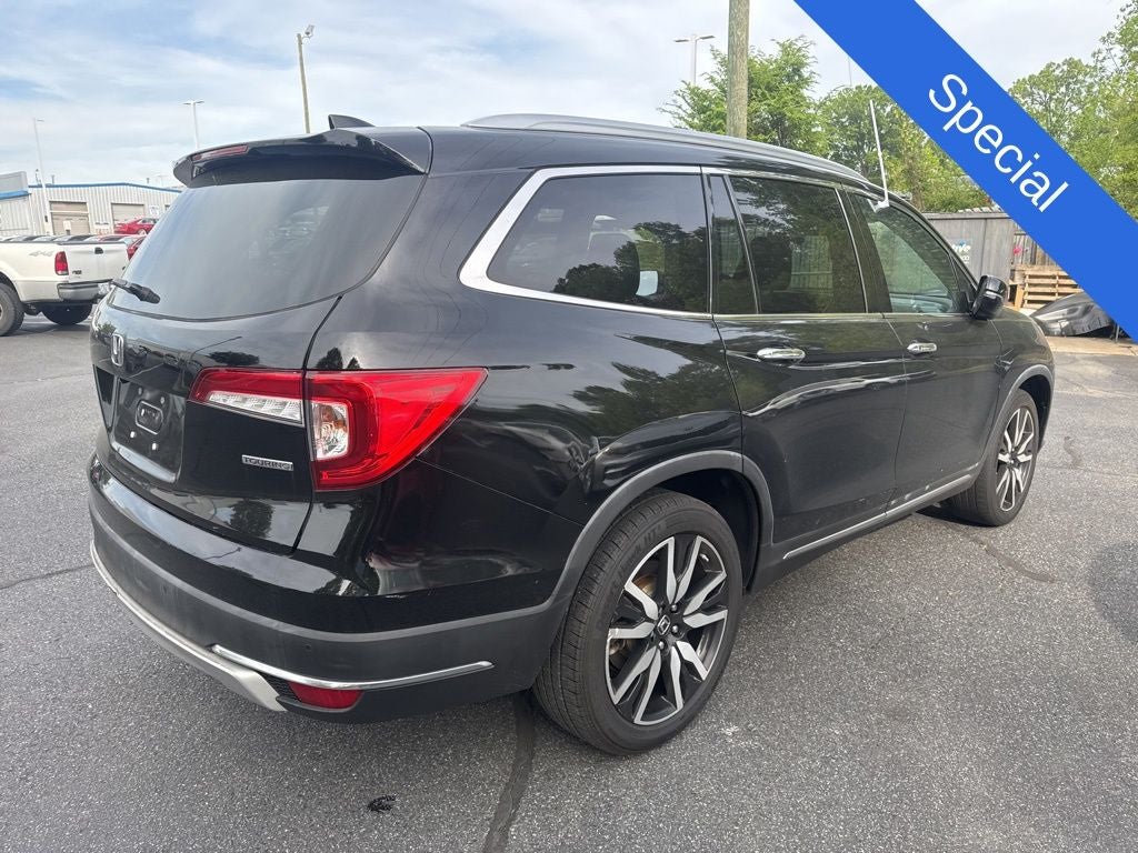 2019 Honda Pilot Touring 8 Passenger