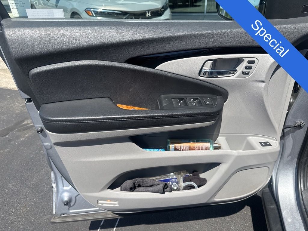 2021 Honda Pilot Touring 8 Passenger