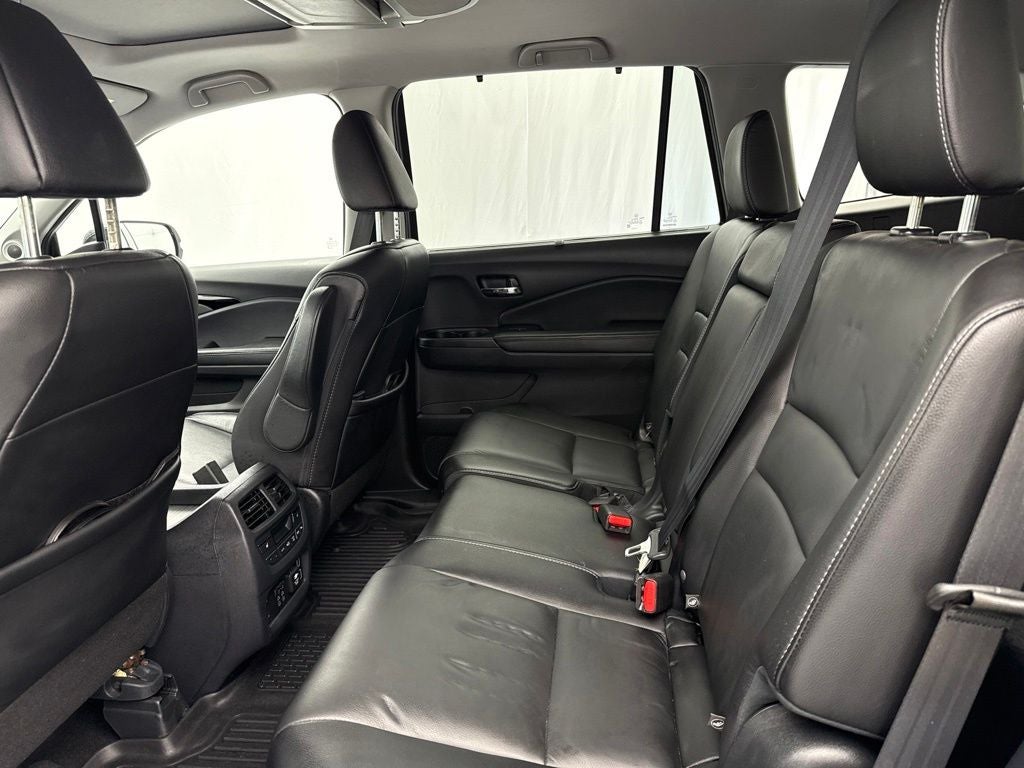 2019 Honda Pilot Touring 8 Passenger