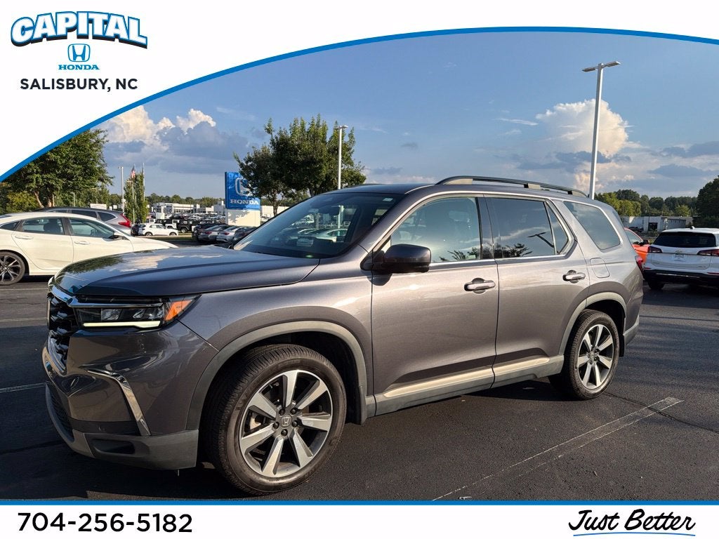 2023 Honda Pilot Touring