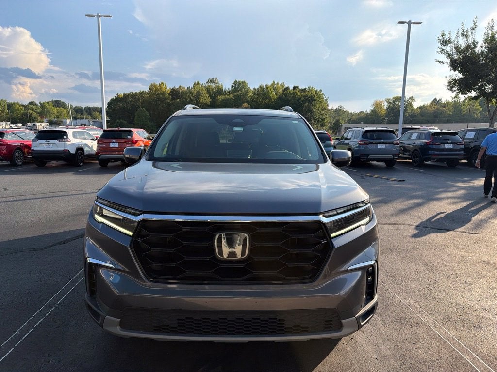 2023 Honda Pilot Touring