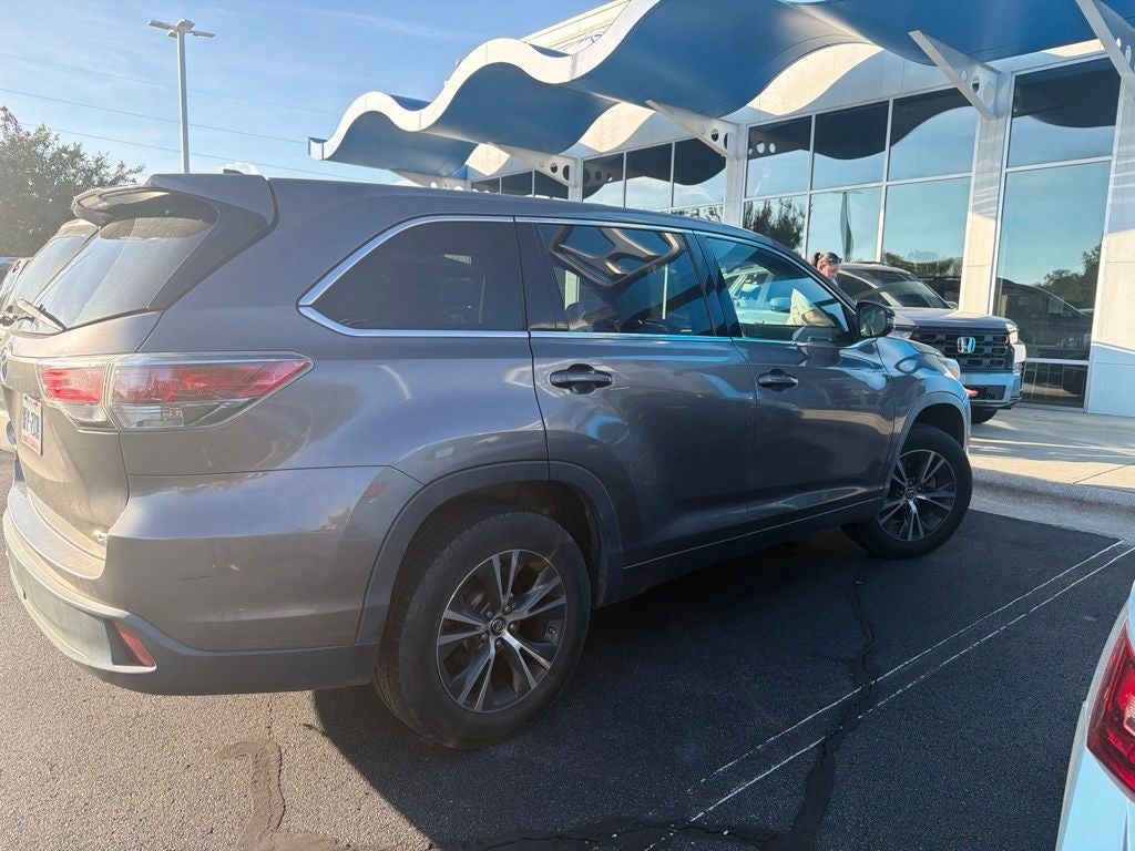 2015 Toyota Highlander LE Plus V6