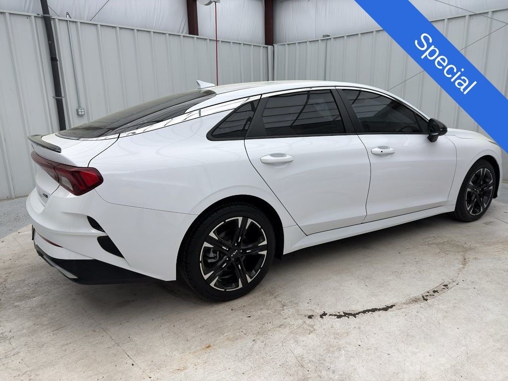 2022 Kia K5 GT-Line