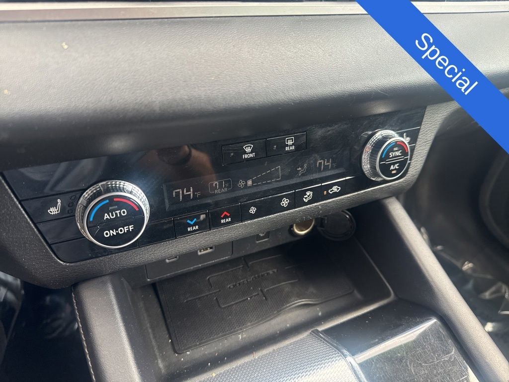 2023 Mitsubishi Outlander SEL