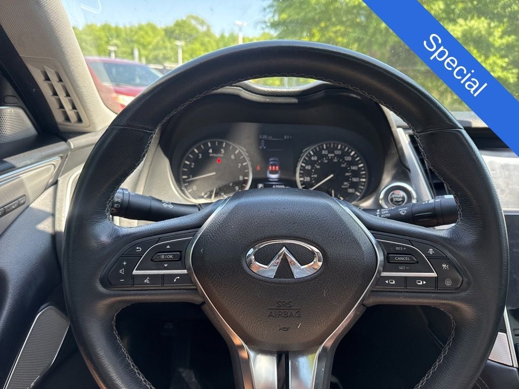 2023 INFINITI Q50 LUXE