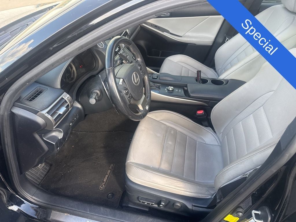 2016 Lexus IS 350