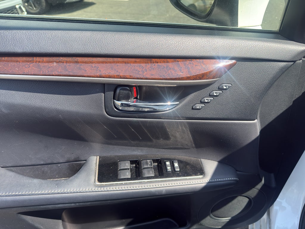 2017 Lexus ES 350 Base