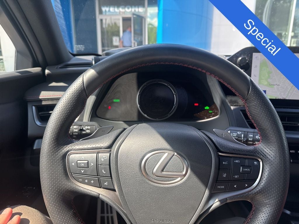 2024 Lexus UX 250h F SPORT Handling