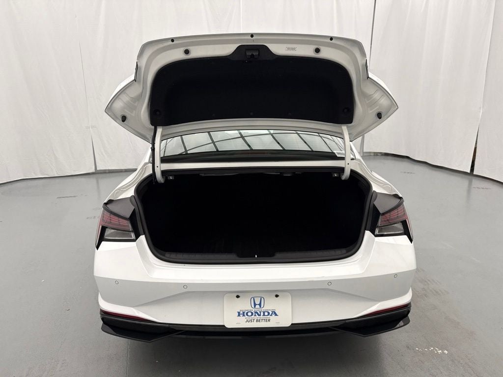 2022 Hyundai Elantra Hybrid Limited