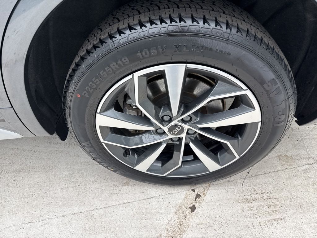 2024 Audi Q5 45 S line Premium quattro