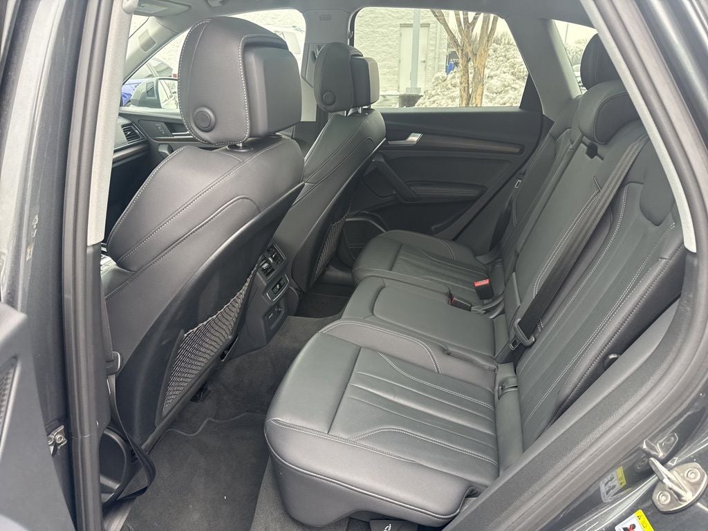 2024 Audi Q5 45 S line Premium quattro