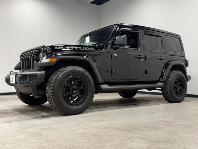 2021 Jeep Wrangler Unlimited Sahara Altitude