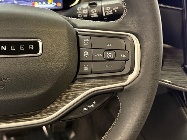 2022 Jeep Wagoneer Series III