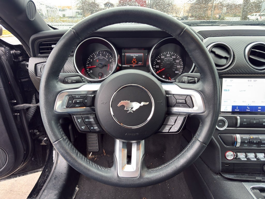 2022 Ford Mustang EcoBoost