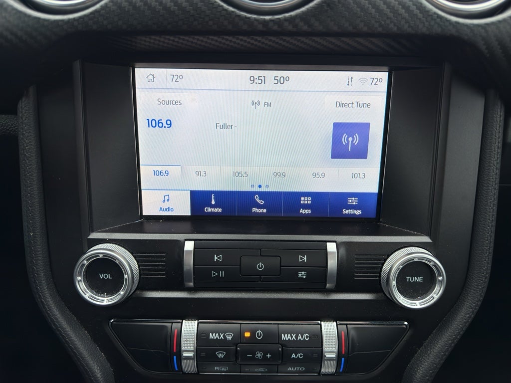 2022 Ford Mustang EcoBoost