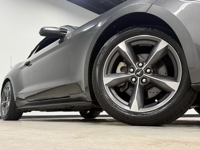 2015 Ford Mustang V6