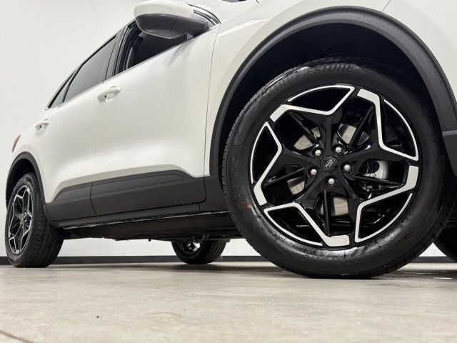 2026 Ford Escape Hybrid Platinum