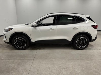 2026 Ford Escape Hybrid Platinum