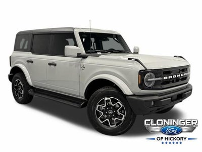 2026 Ford Bronco Outer Banks