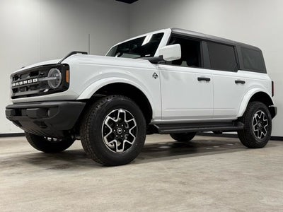 2026 Ford Bronco Outer Banks