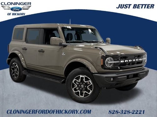 2026 Ford Bronco Outer Banks