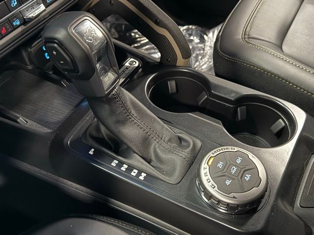 2025 Ford Bronco Badlands SASQUATCH PKG.