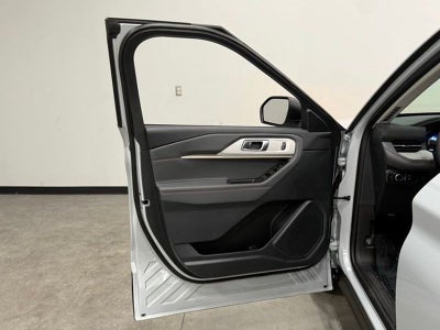 2026 Ford Explorer Active (200A)