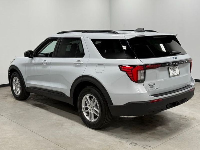 2026 Ford Explorer Active (200A)