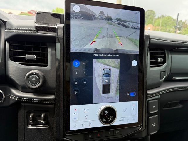 2022 Ford F-150 Lightning Platinum