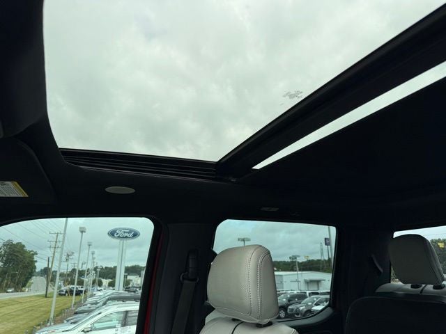 2022 Ford F-150 Lightning Platinum