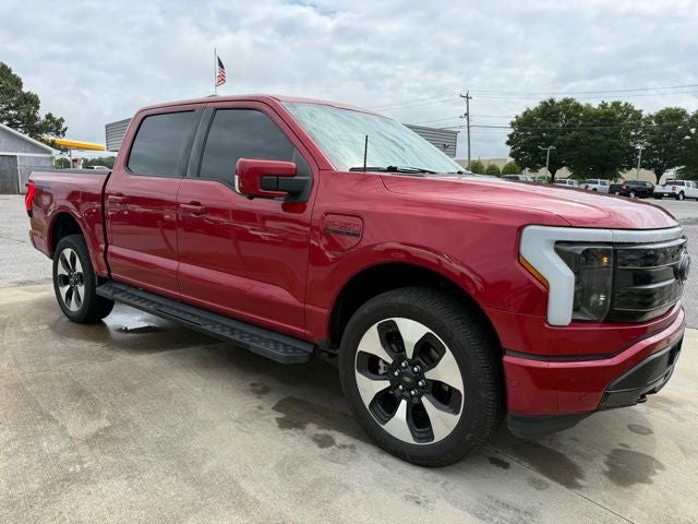 2022 Ford F-150 Lightning Platinum