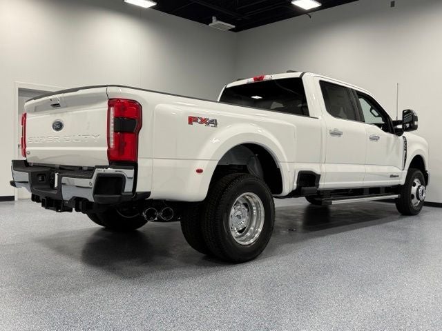 2026 Ford F-350SD Lariat DRW