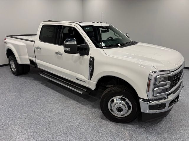 2026 Ford F-350SD Lariat DRW