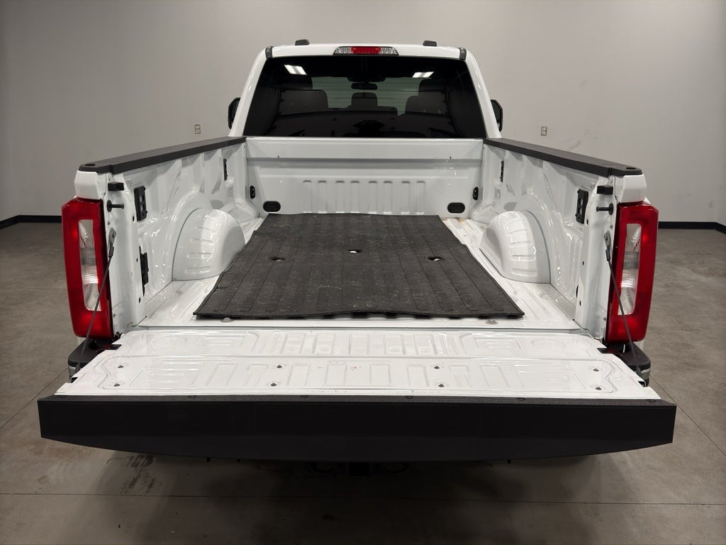 2025 Ford F-350SD XLT