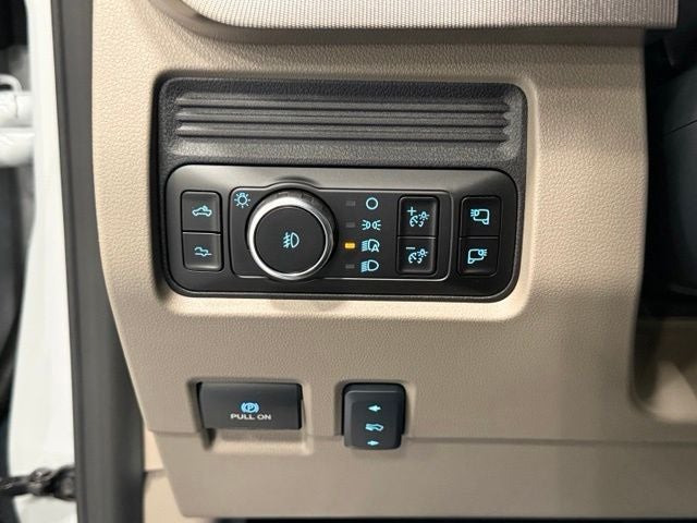 2026 Ford F-450SD Platinum Plus DRW