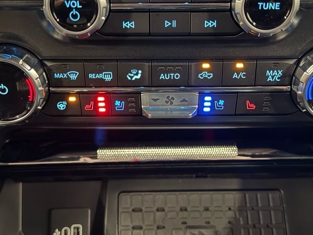 2025 Ford F-150 Raptor 37