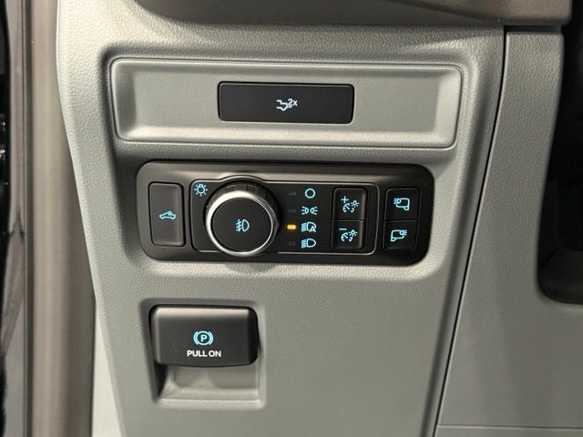 2026 Ford F-150 XLT Supercharged v8