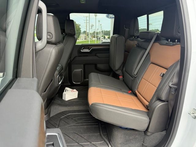 2026 Chevrolet Silverado 3500HD High Country DRW