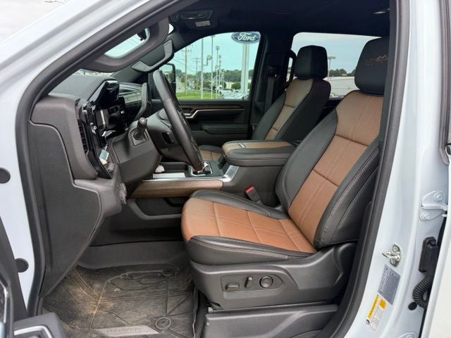 2026 Chevrolet Silverado 3500HD High Country DRW
