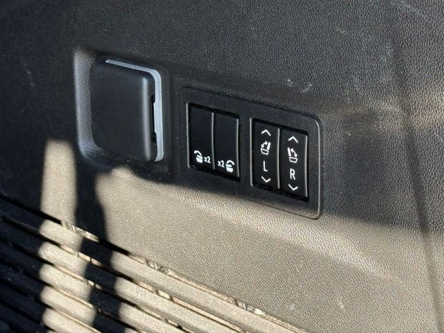 2022 GMC Yukon AT4