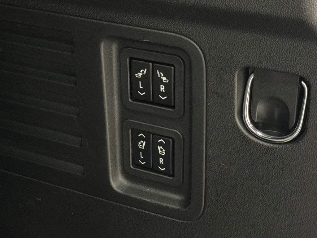 2024 Chevrolet Traverse AWD RS