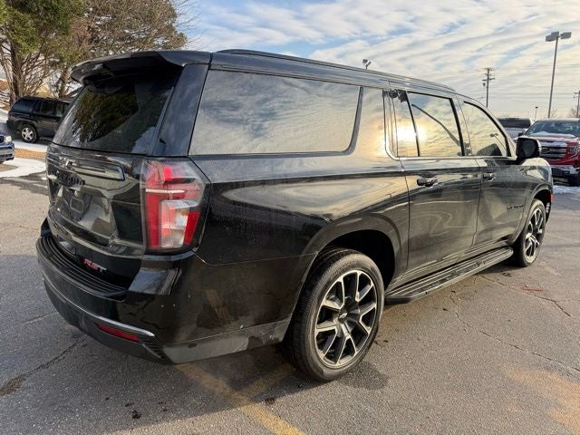 2022 Chevrolet Suburban RST