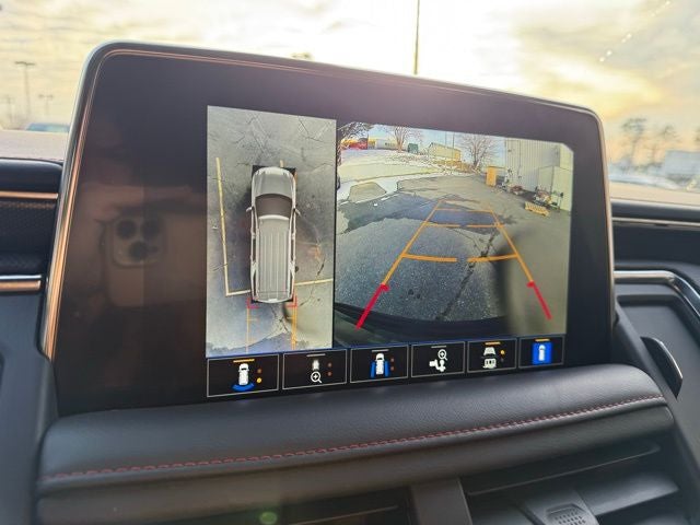 2022 Chevrolet Suburban RST