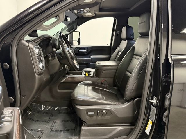 2023 GMC Sierra 2500HD Denali