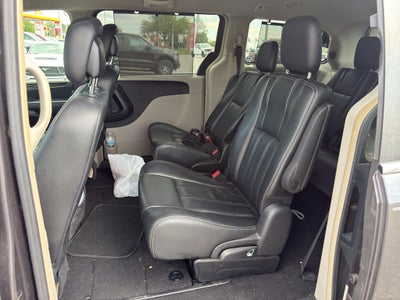 2015 Chrysler Town & Country Touring