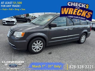 2015 Chrysler Town &amp; Country Touring