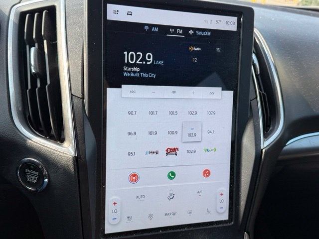 2022 Ford Edge Titanium