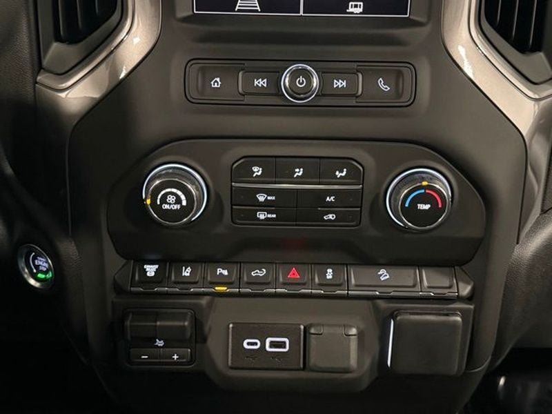 2025 Chevrolet Silverado Custom