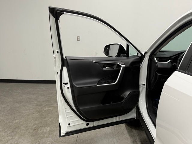 2023 Toyota RAV4 Adventure