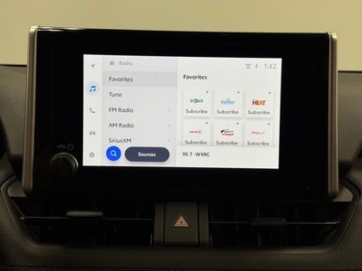 2025 Toyota RAV4 Hybrid SE